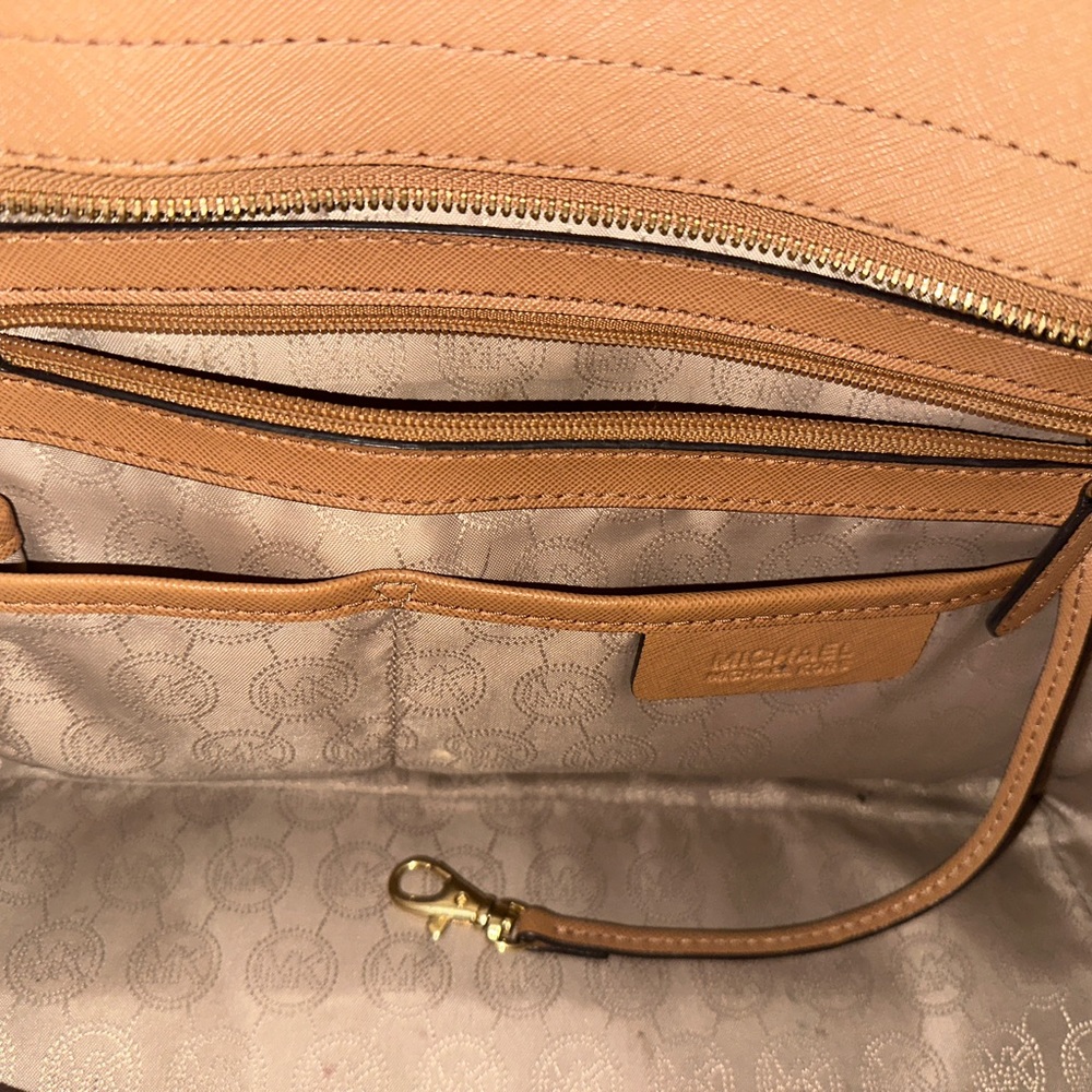Michael kors Selma large handbag great condition - Picture 5 of 7